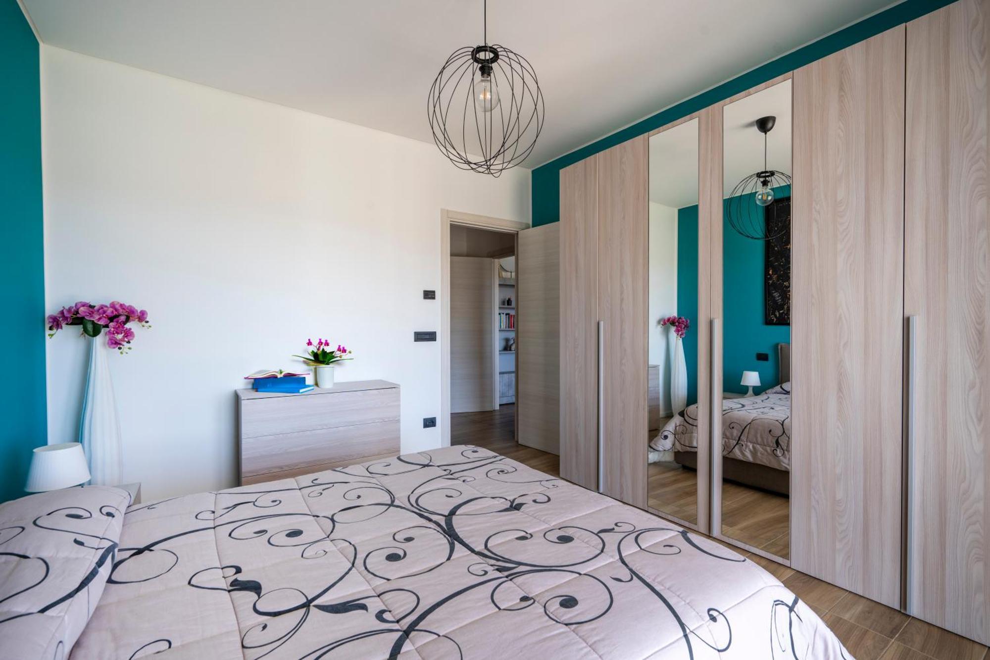 Kind Park - Sleek Apartment With Terrace & Parking Bari Buitenkant foto